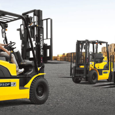 Important types of forklifts: